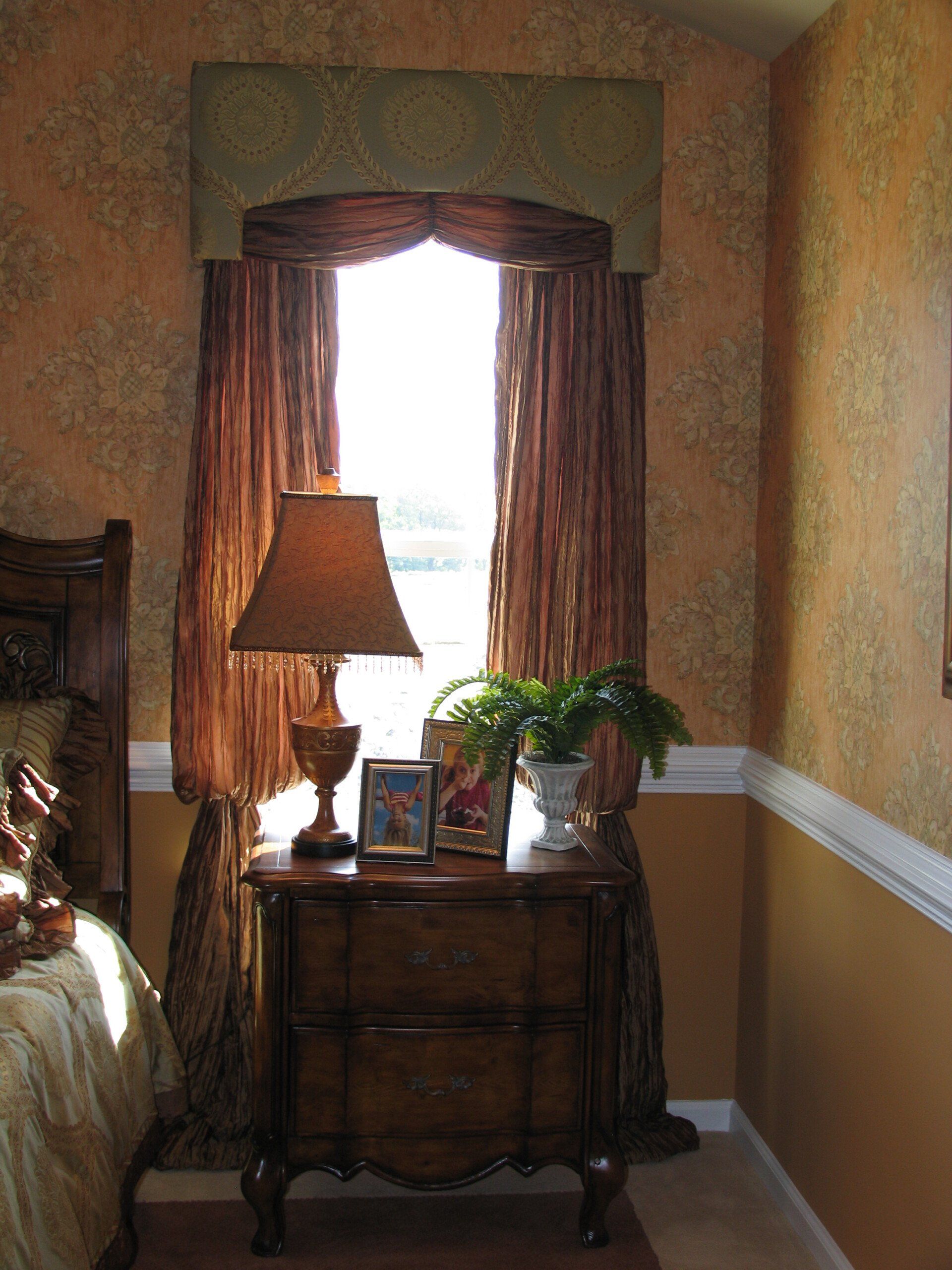 Cornice with Swag and Bishop Sleeve Panels