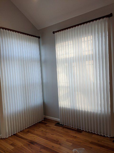Sheer Vertical Blind