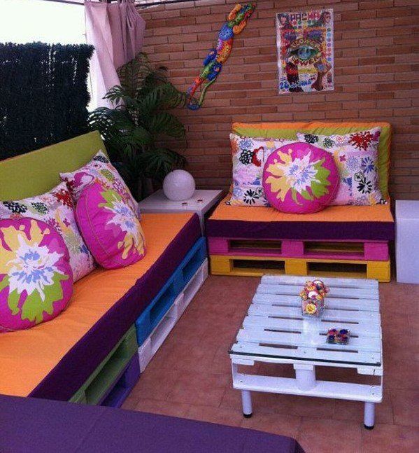 wooden furnitures made of pallet for the balcony