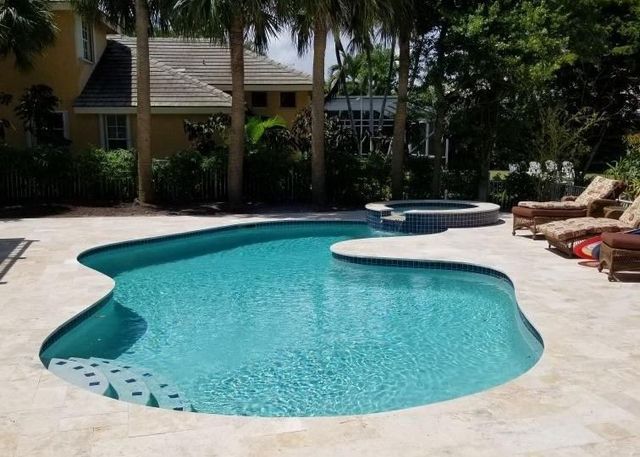 Custom pool deck design services in Broward County