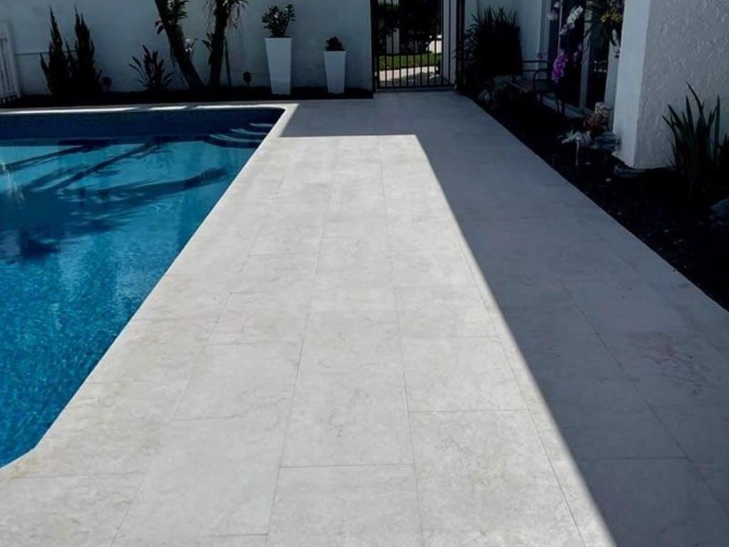 Swimming pool remodeling project in sunrise Florida