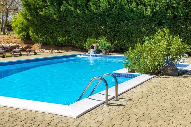 Swimming pool finish renovation South Florida