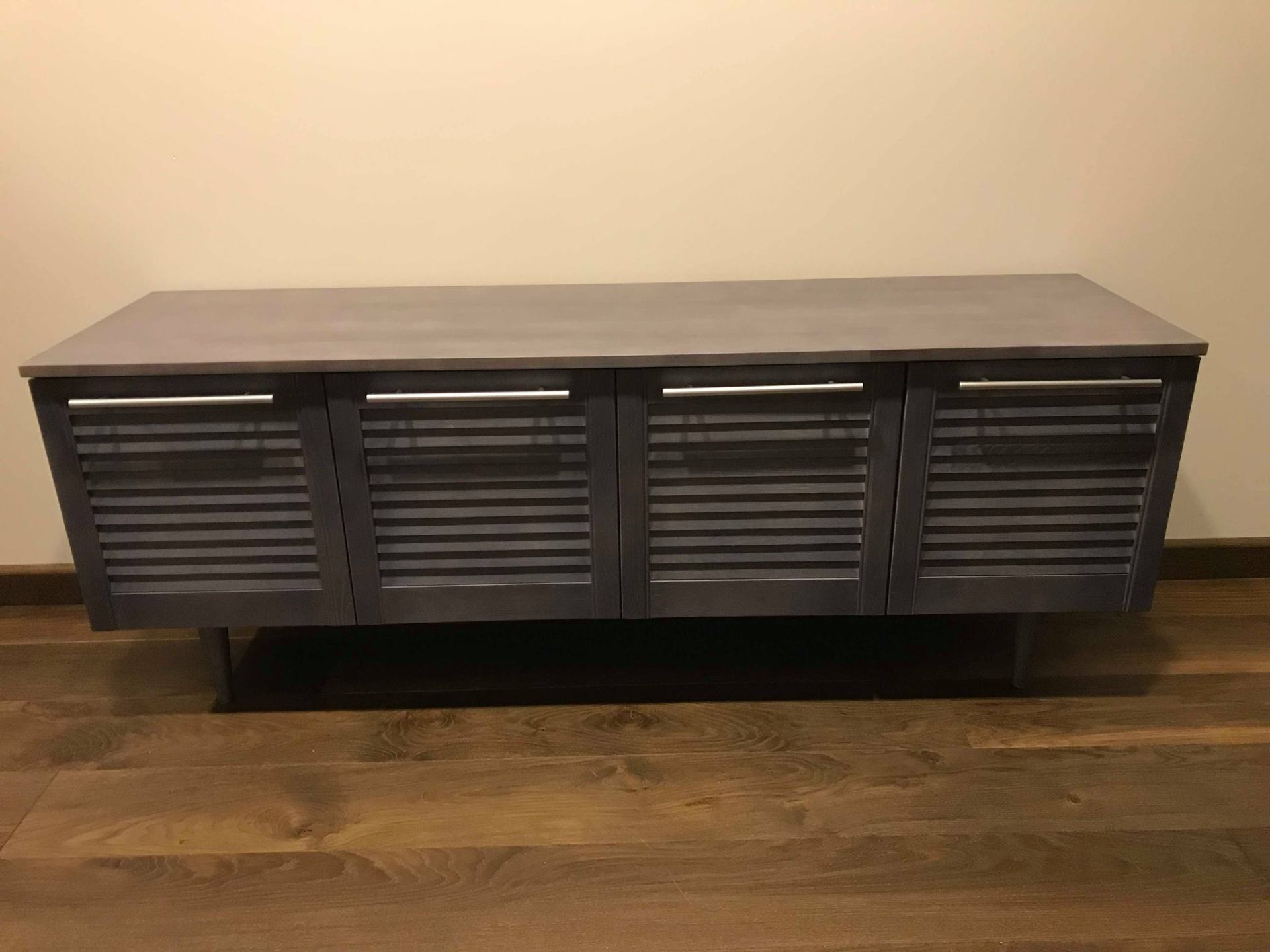 Koka mēbeļu izgatavošana