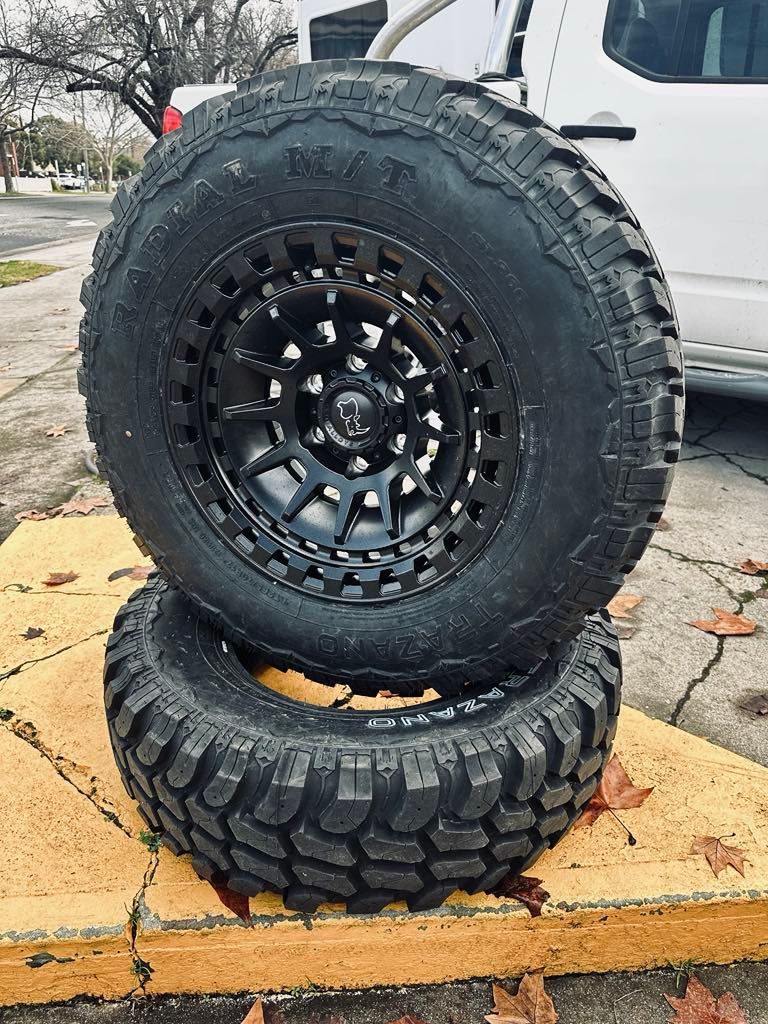 Two Black Tires - Licensed Mechanic in Albury, NSW