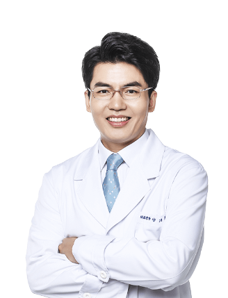 Custom breast surgery at TRUEMAN Medical Center with continuous research, competitive medical staff, and expert gynecomastia treatment by Chief Director Dr. Yang Ki-hoon.