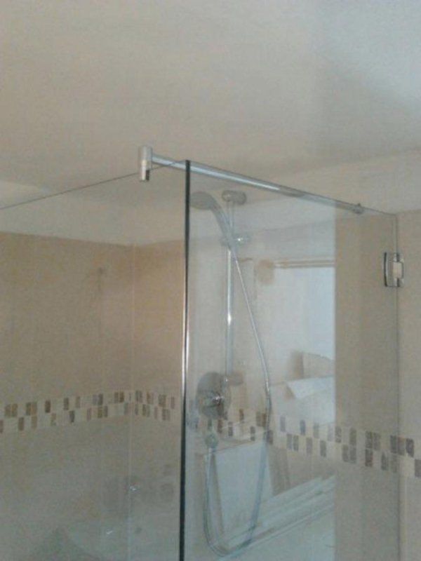 doccia con box in vetro