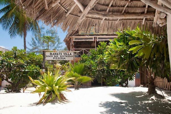 BAHATI VILLA  RESORT KIWENGWA