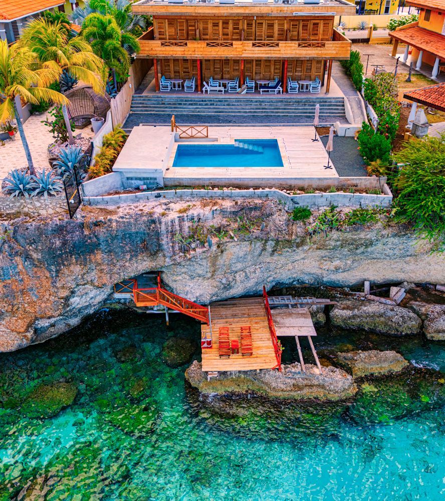 Modern oceanfront ecolodge on west coast of curacao at swimming distance from diving spots and beach