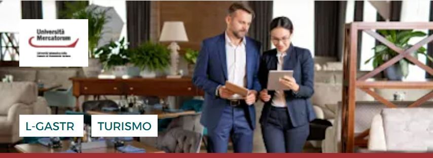 slide con scritto laurea triennale