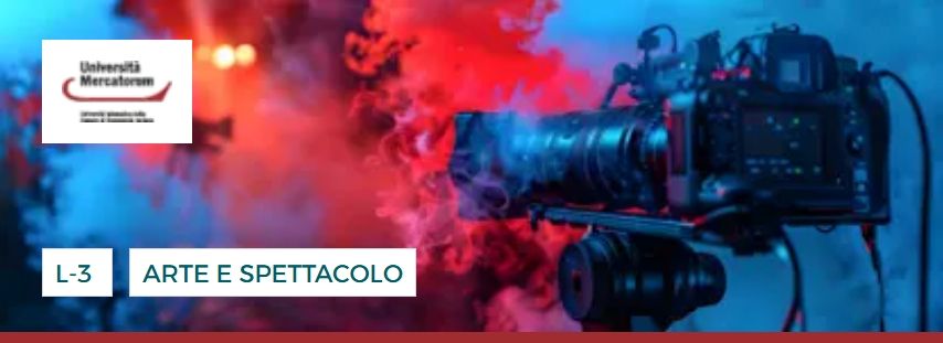 slide con scritto laurea triennale