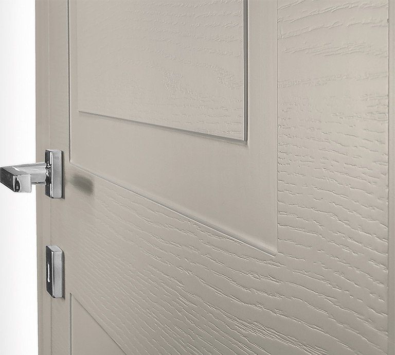 Porta laccata con maniglia Fea Trade Pistoia