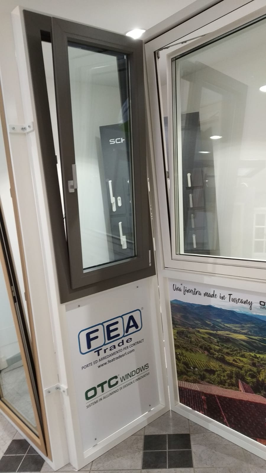 infisso vasistas Fea Trade Pistoia