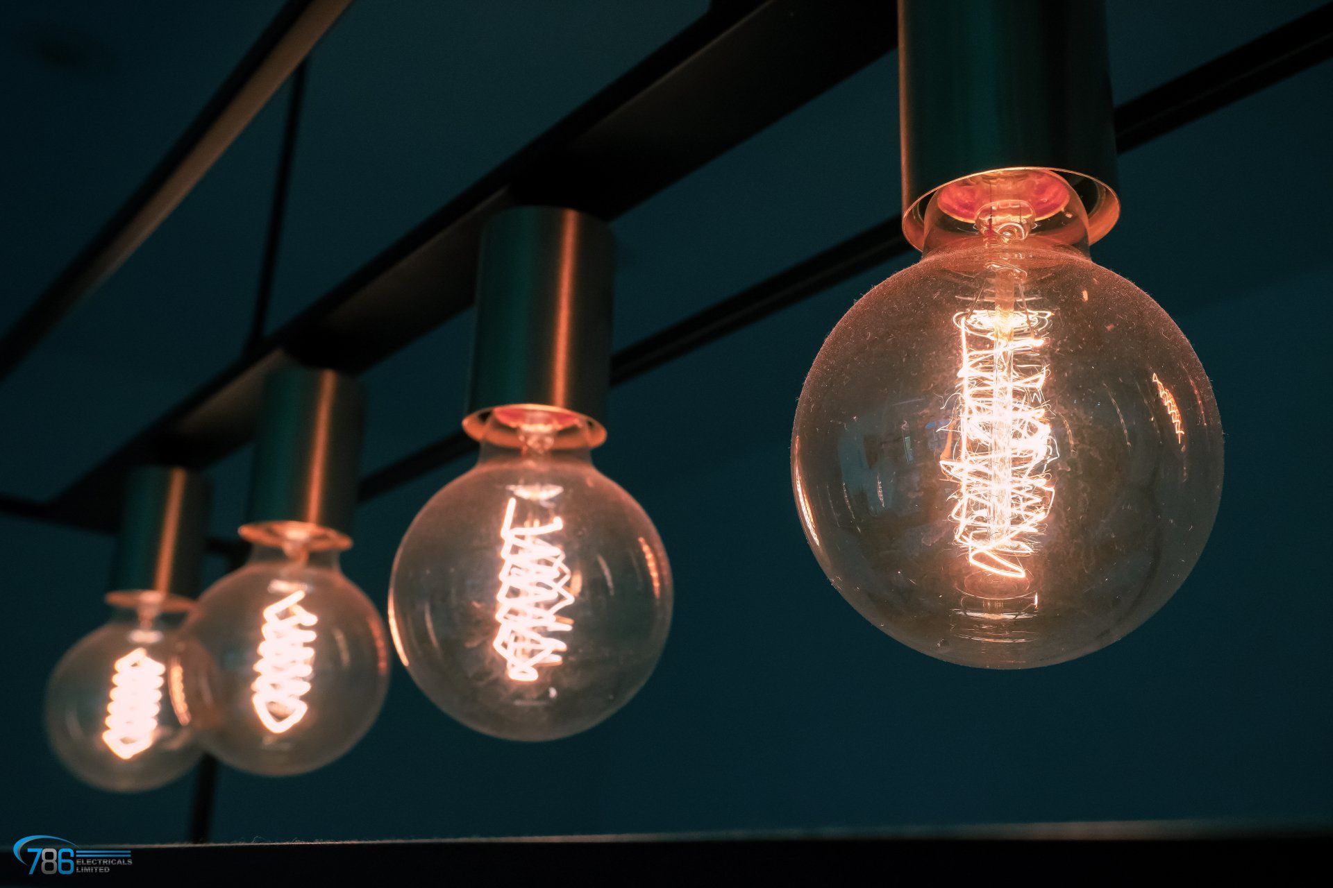 Filament Light Fitting 3