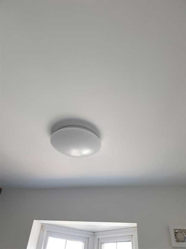 Led Bathroom Light Fitting installation in LE3