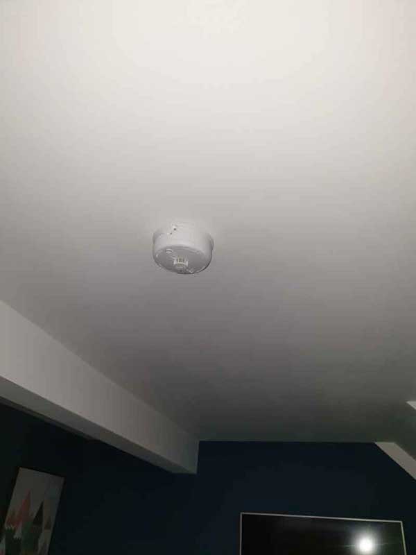 Heat detector installed by electrician