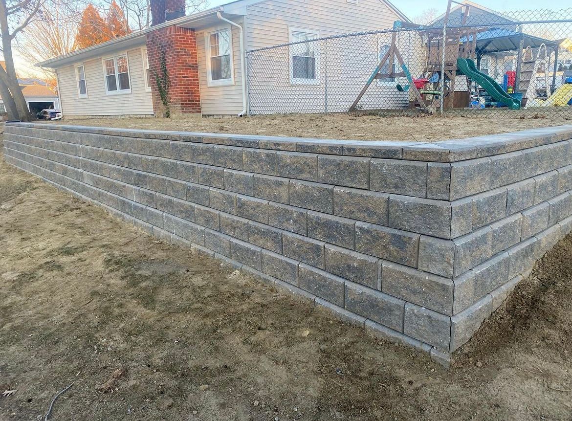Newly Built Retaining Wall — Staten Island, NY — J. Molfino Masonry