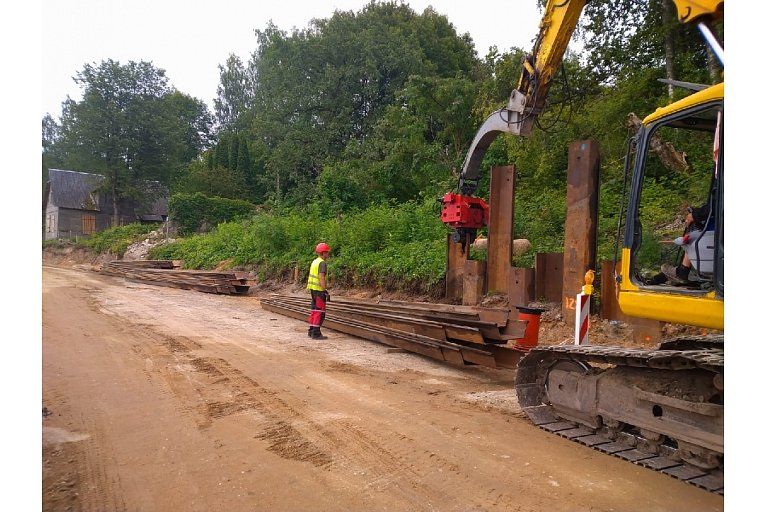 Eurotehnika Ekskavatoru noma, Pašizgāzēju noma, Tehnikas noma, Būvtehnikas noma 11
