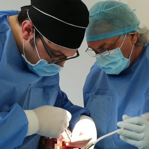 Chirurgia orale, chirurgo orale, implantologia,  sterilità del campo, campo operatorio