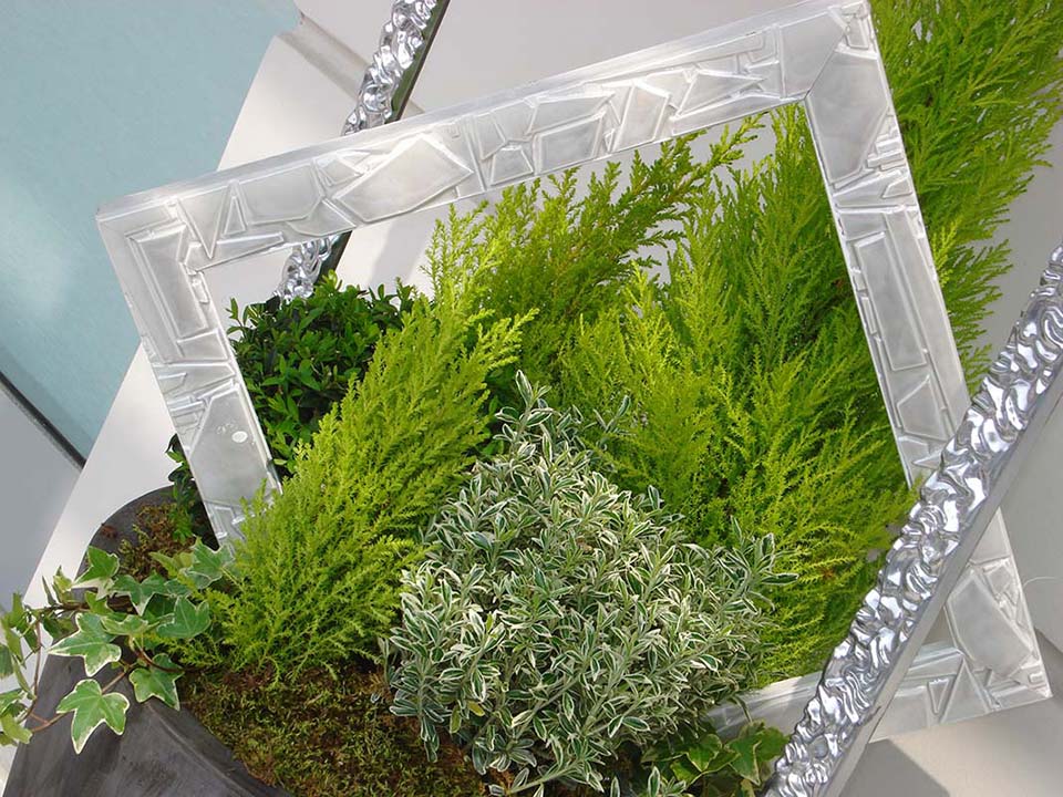 composizione di sempreverdi per allestimenti per cerimonie