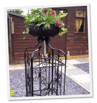 Iron - Peterborough - Cottage Forge - Flower