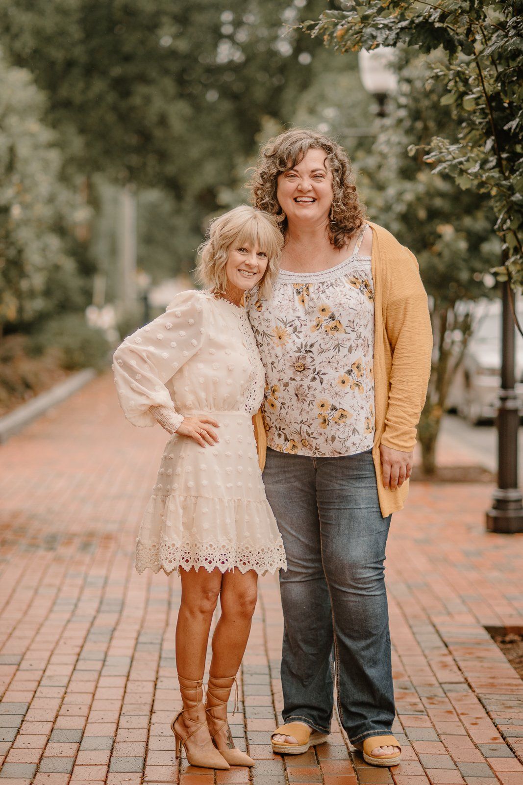 beauty salon staff 5