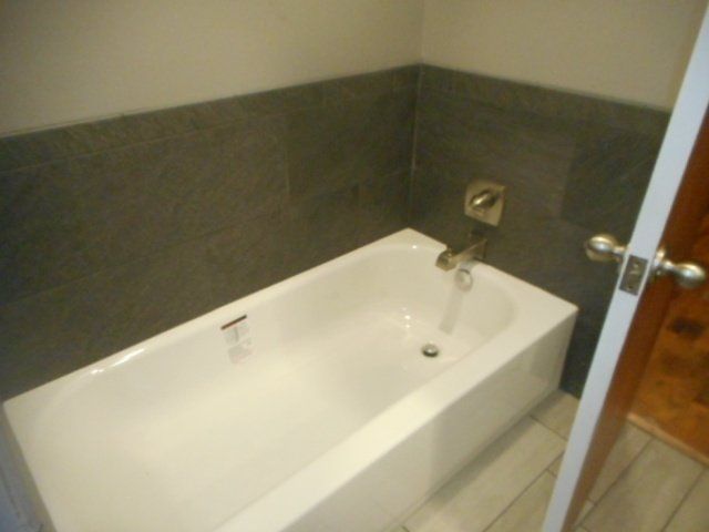 bathroom tub installation