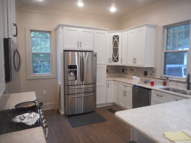 kitchen remodel with laminate flooring