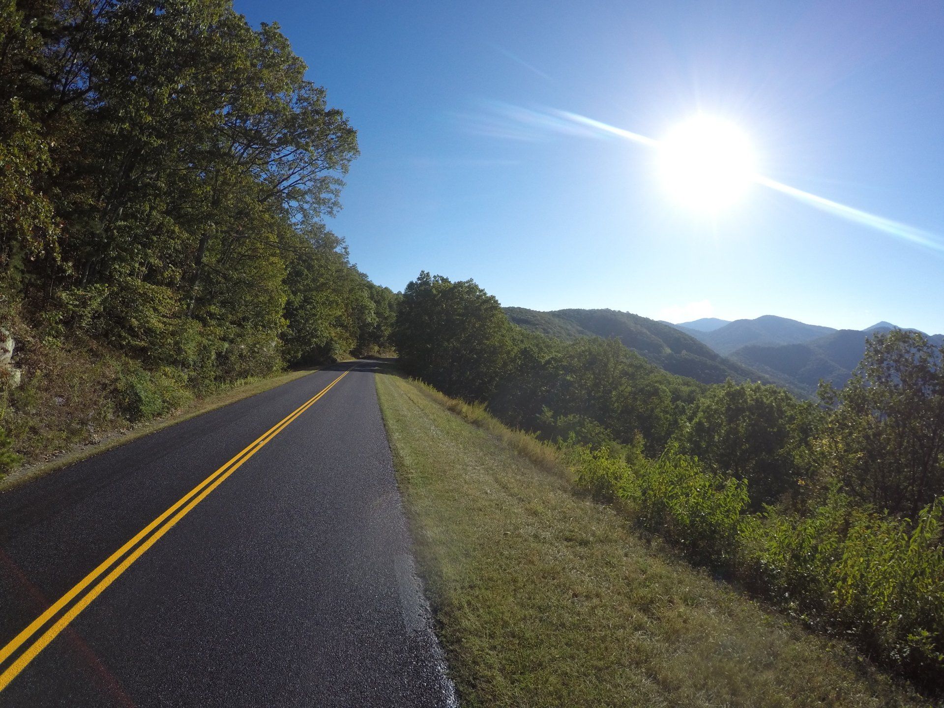 Blue Ridge Parkway chip seal and fog seal