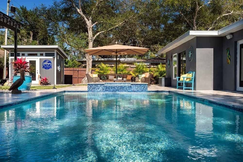 swimming pool services 2