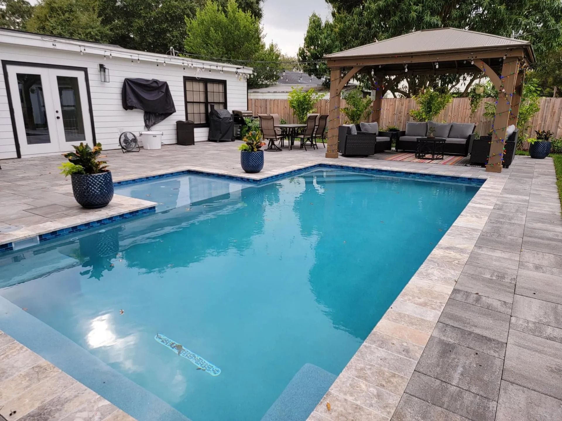 swimming pool services 32