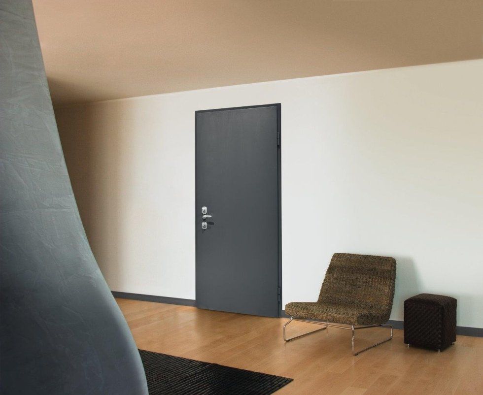 Porta interna grigia