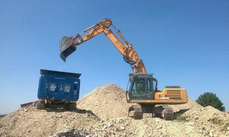 Macchinari in discarica