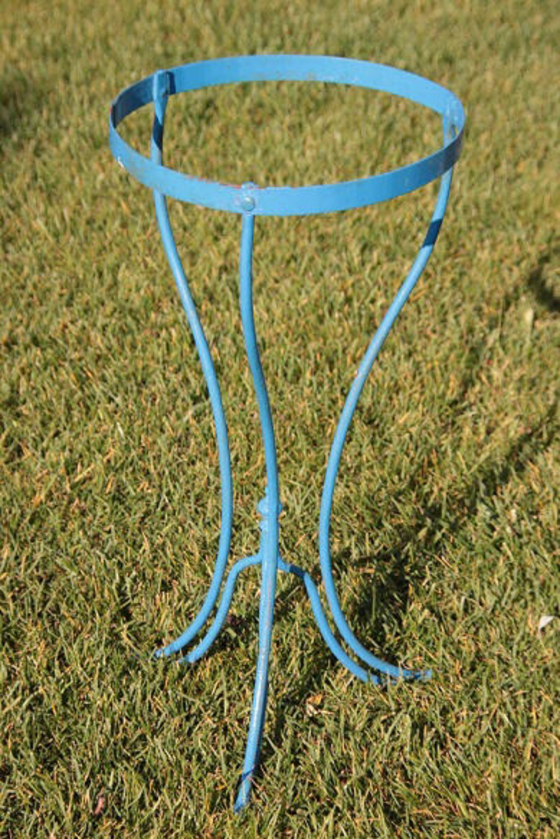 portavaso in ferro battuto azzurro