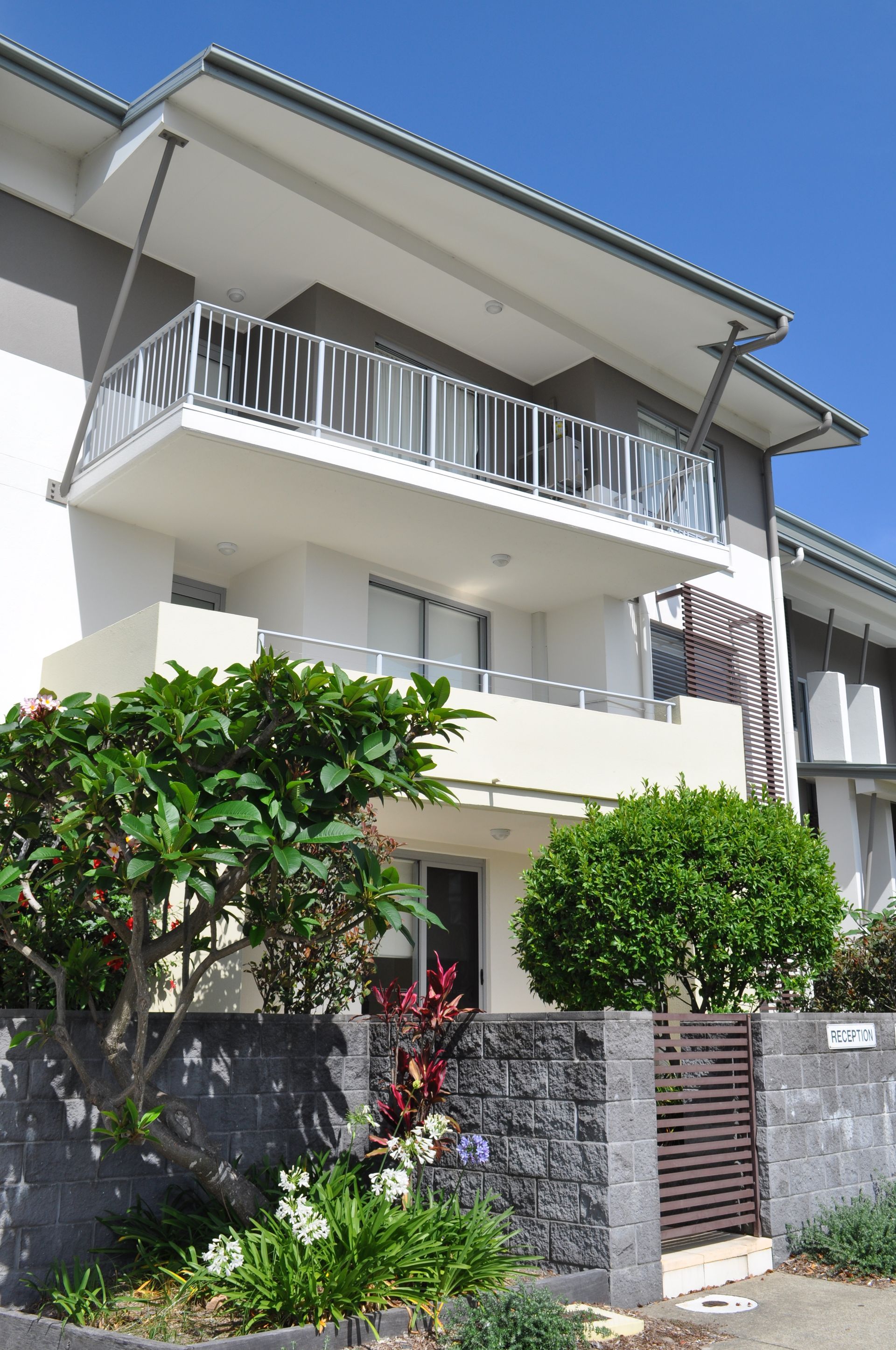 Balustrade On The Side Of A Unit Made Of Aluminium — Fabricator In Coffs Harbour, NSW