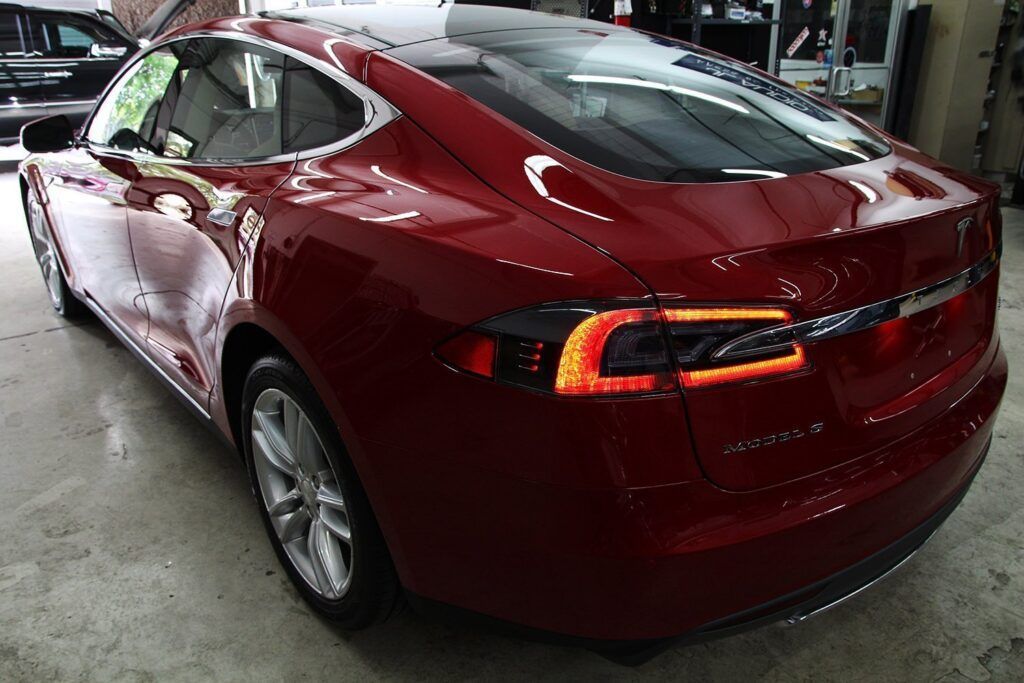 Tesla p85