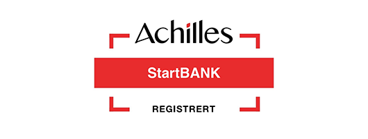 Achilles StartBANK-logo: rødt rektangel med «StartBANK» og ordet Achilles over. «Registrert» under.