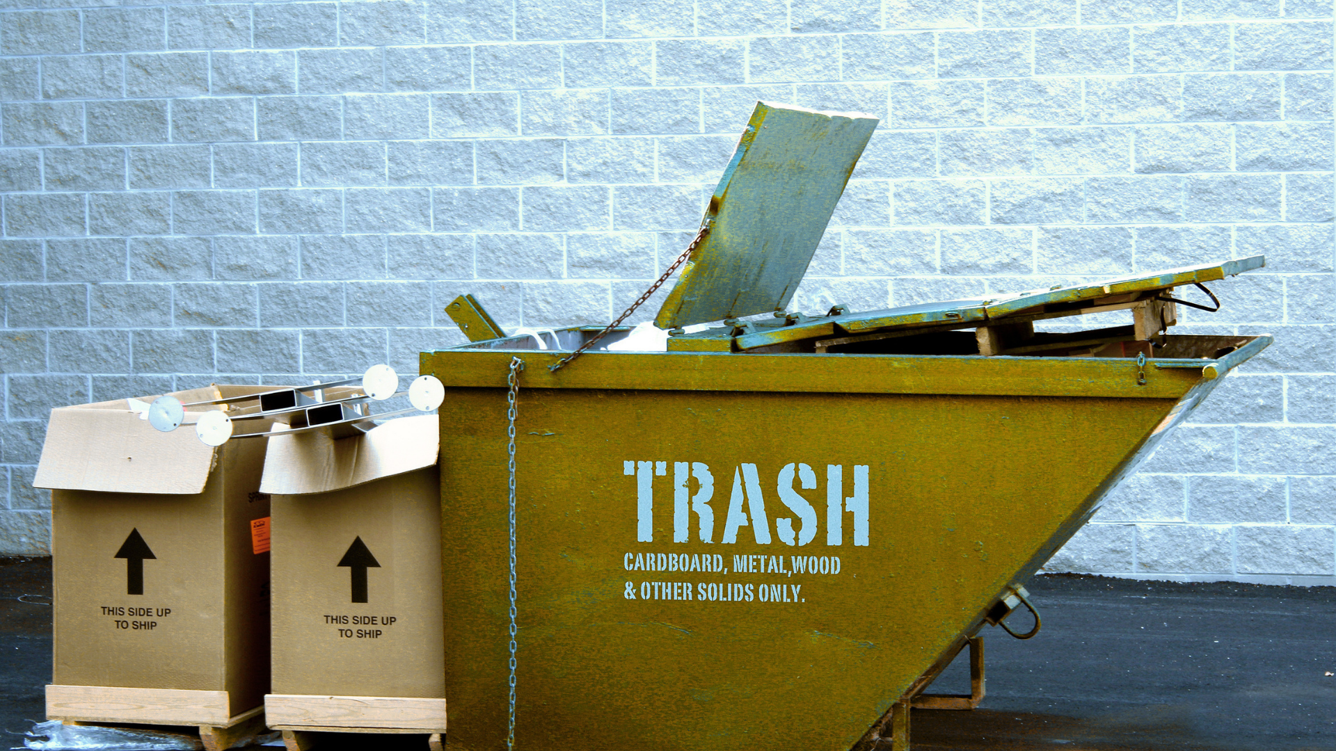 Commercial dumpster rental supporting ongoing building construction project