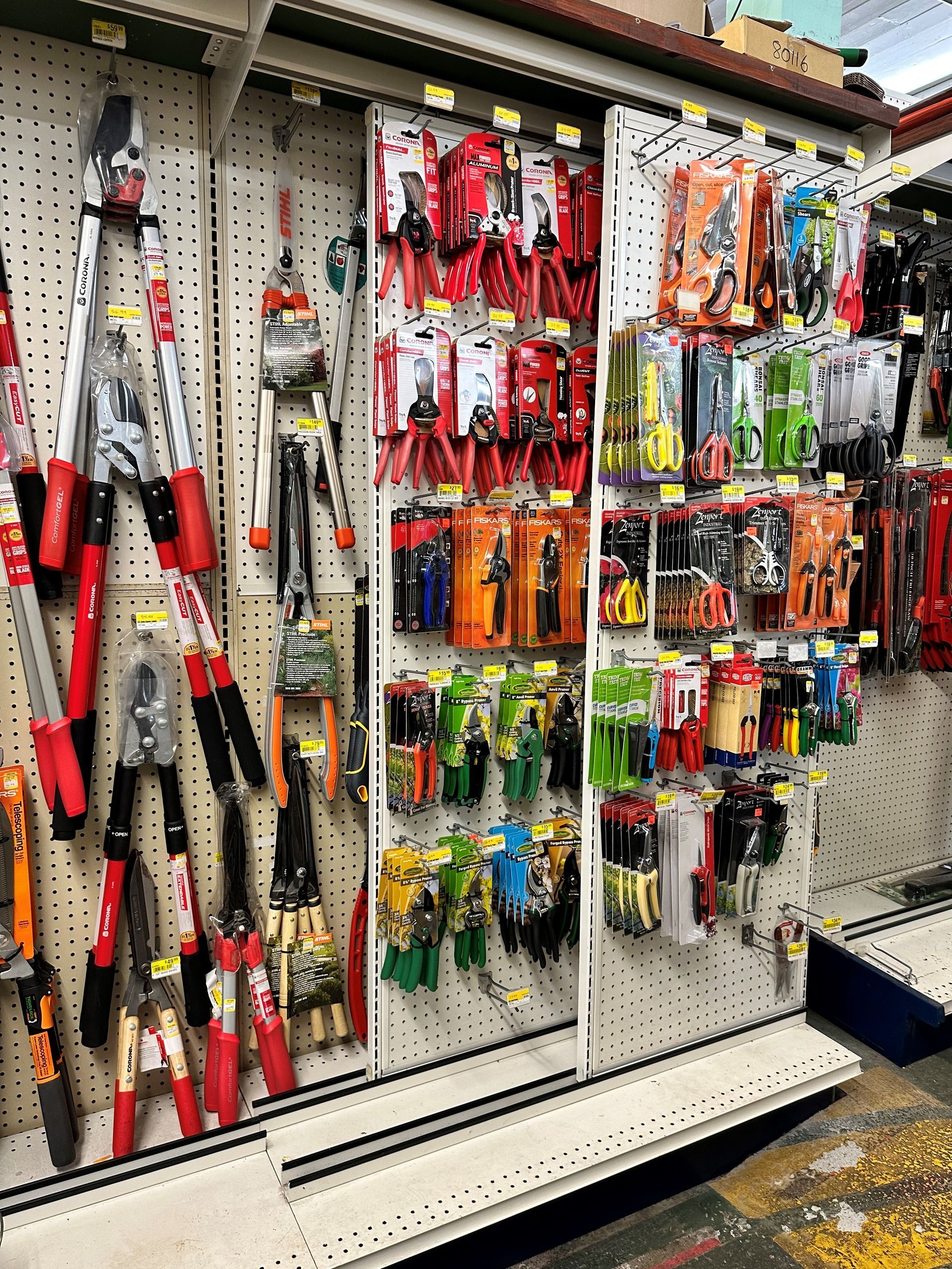 Garden Shovel — Hilo, HI — Garden Exchange Ltd