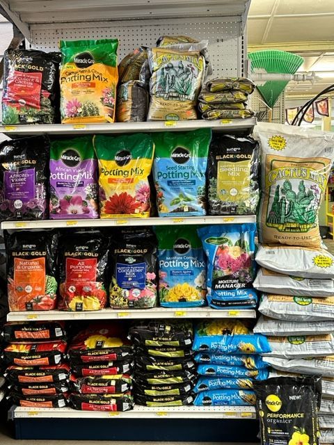 Soil In Plant — Hilo, HI — Garden Exchange Ltd
