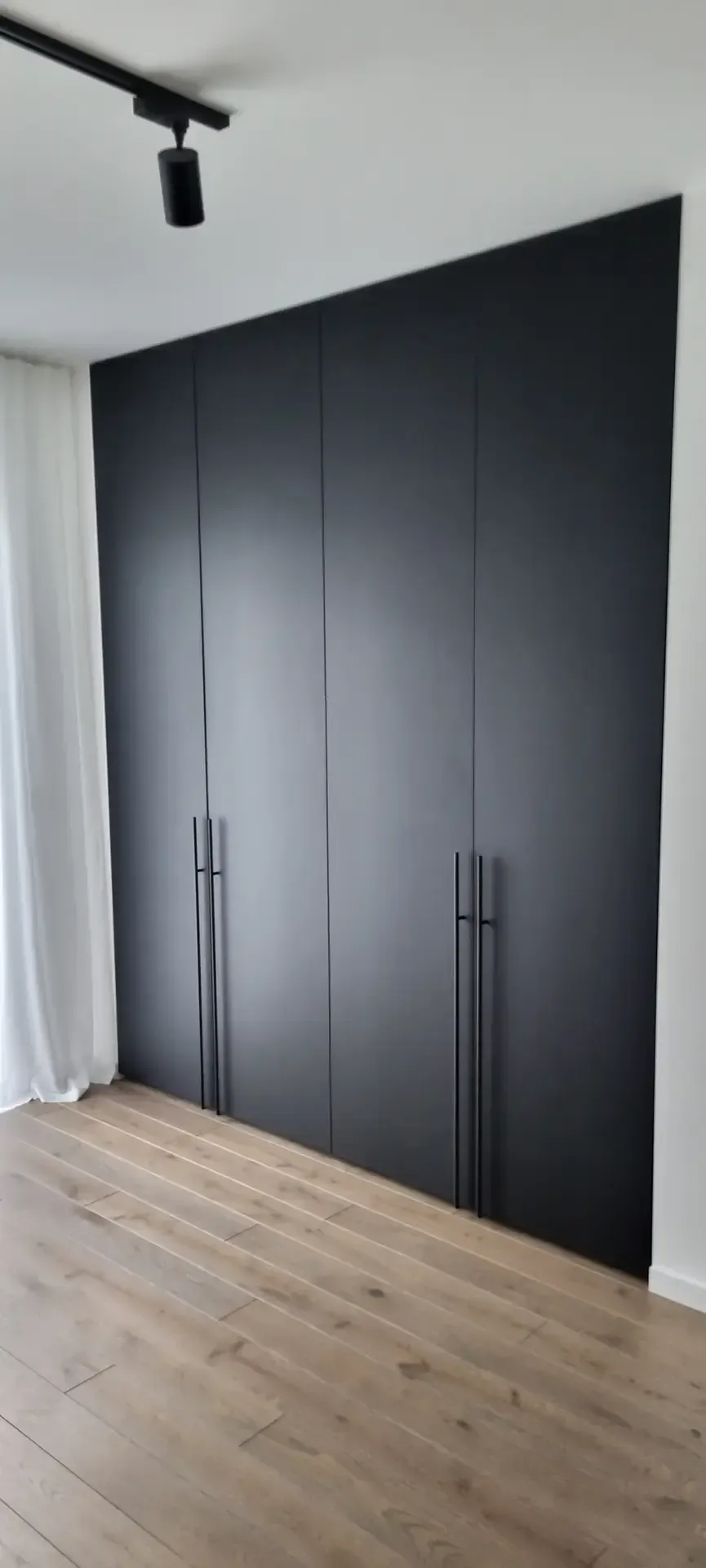 Miegamojo kambario baldai pagal individualų užsakymą Šiauliuose ir Lietuvoje