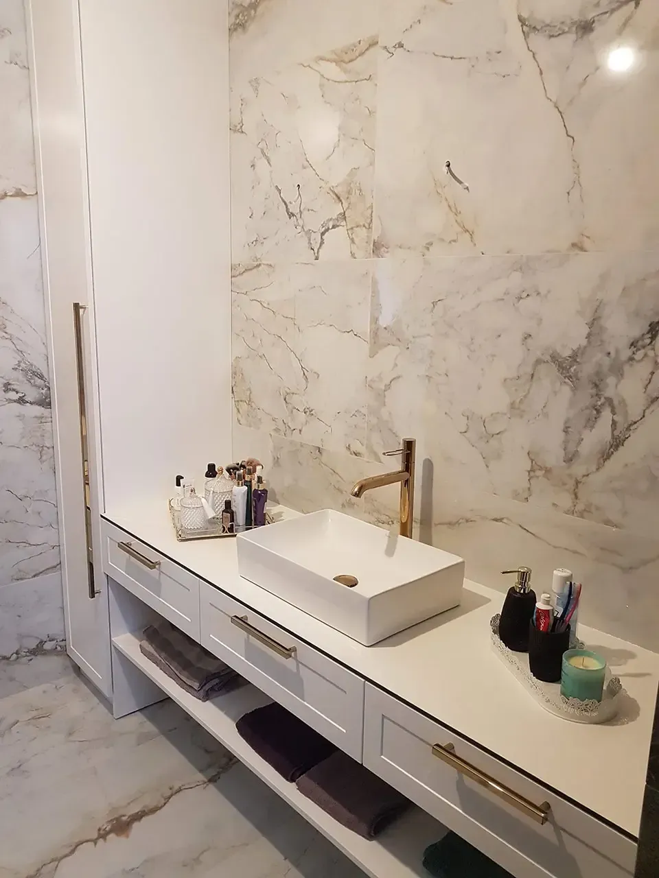 Vonios kambario baldai - pagal individualų užsakymą Šiauliuose ir Lietuvoje