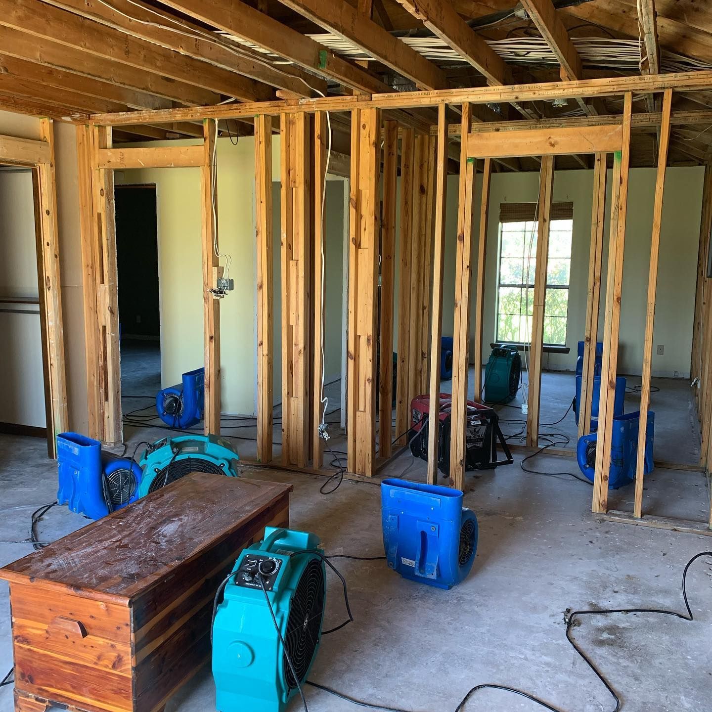 An aerial view of a large wave in the ocean.