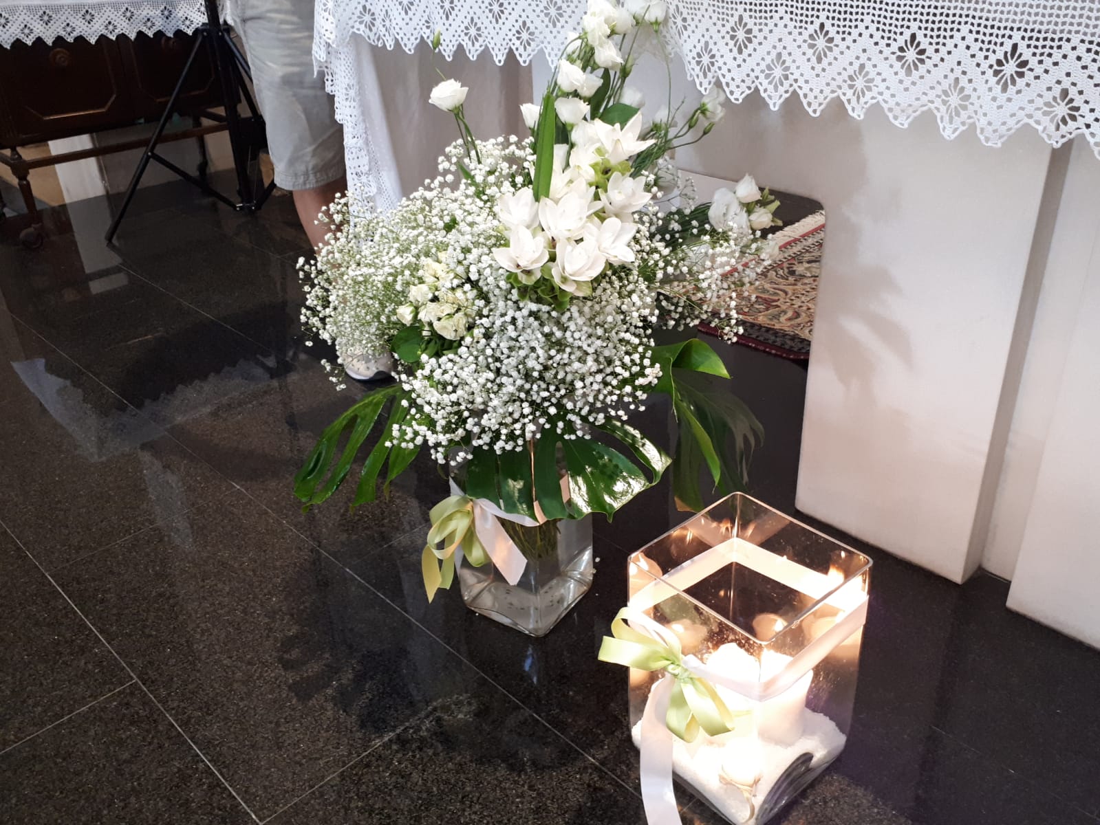 addobbo floreale bianco