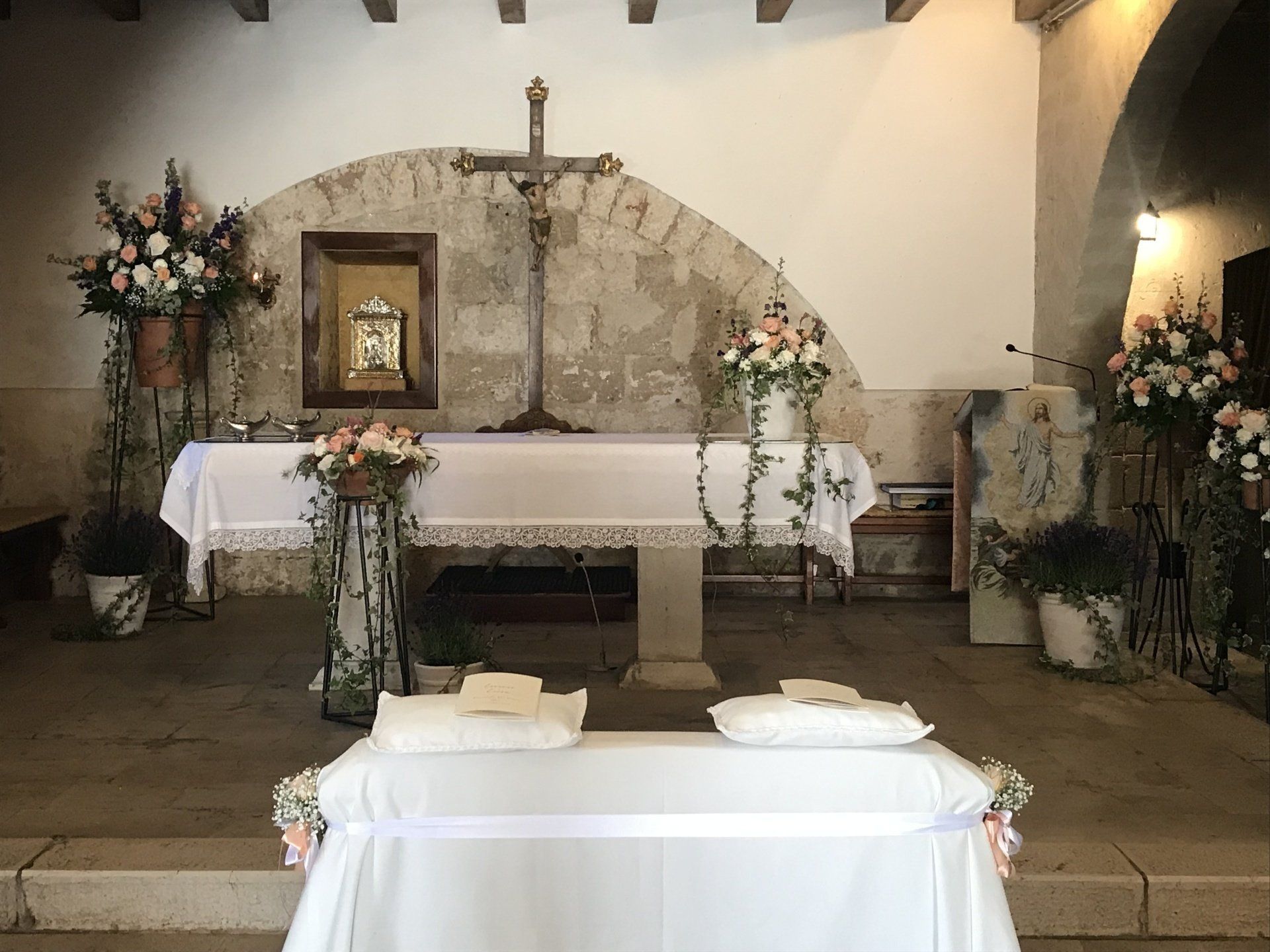 interni di una chiesa