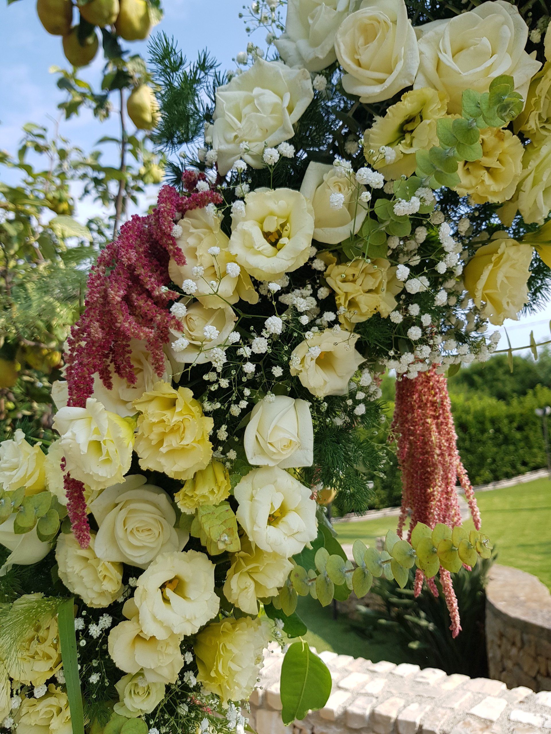 fiori freschi per allestimenti esterni