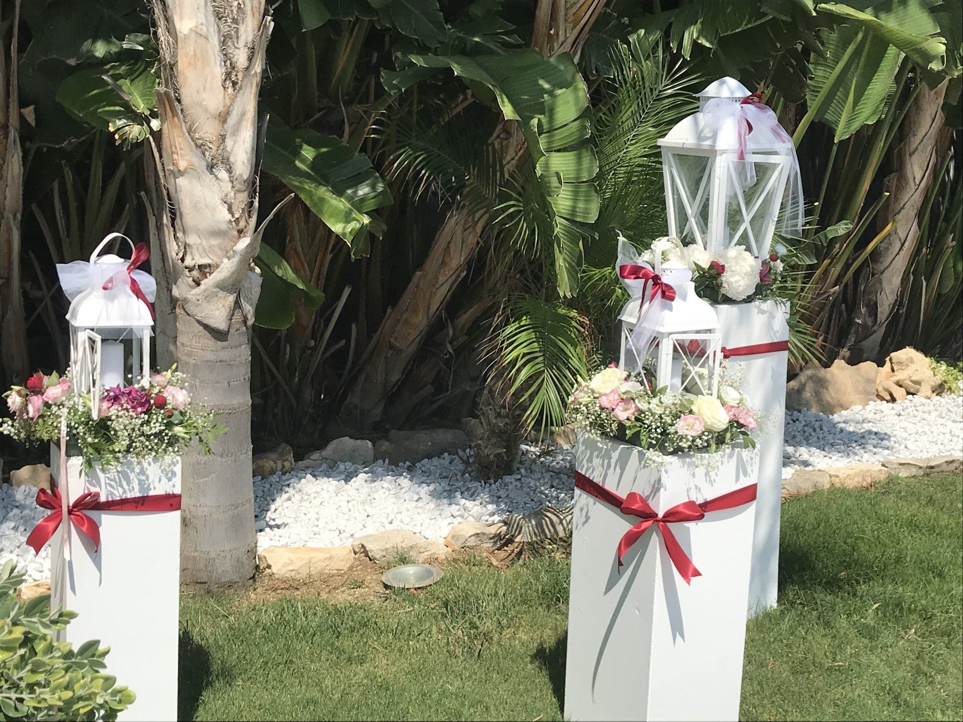 decorazioni floreali per eventi esterni