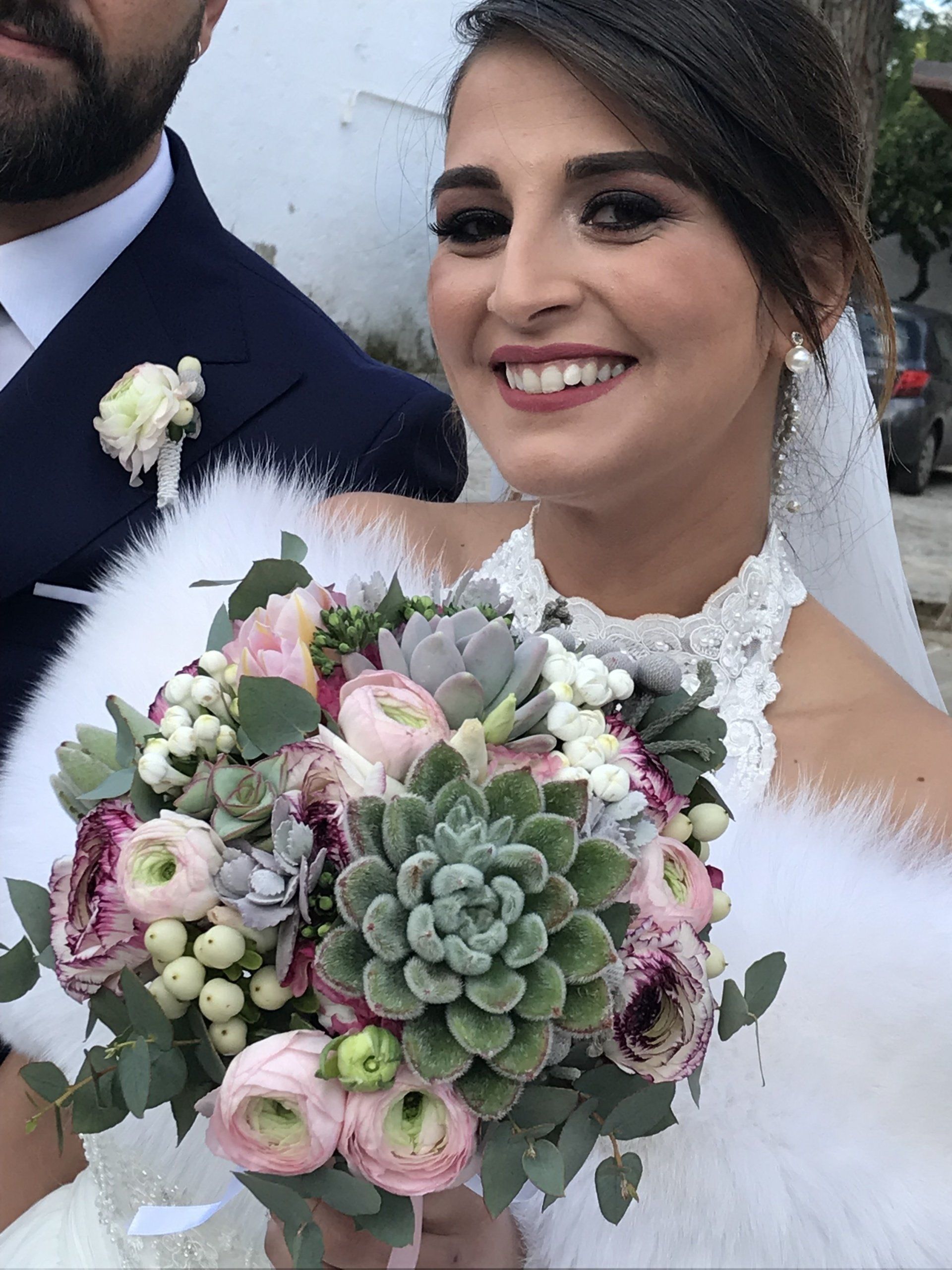 sposa con bouquet