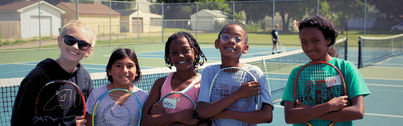 youth tennis lessons with sput