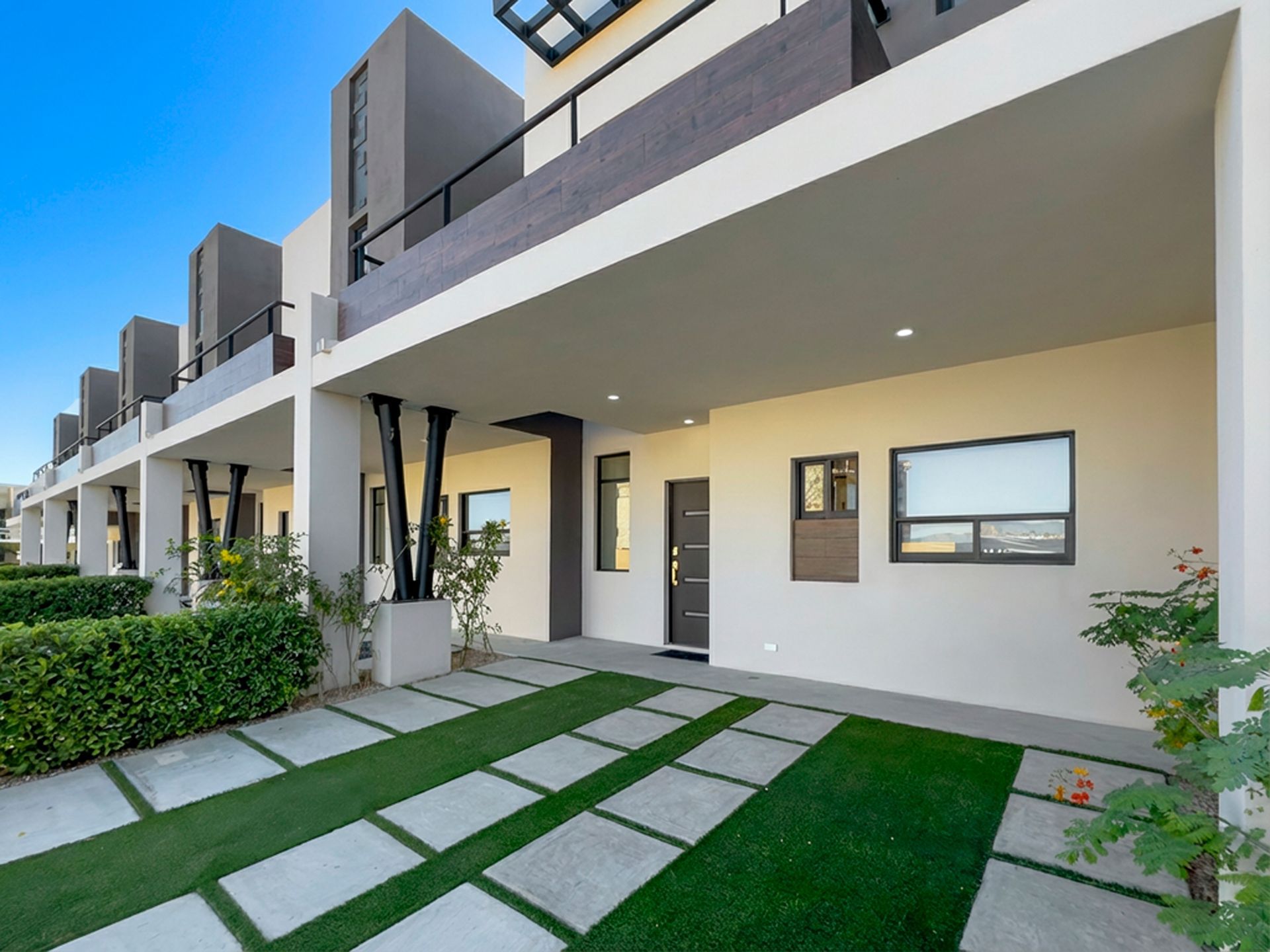Casa en venta Cabo San Lucas – fachada Villa Cabo Sur