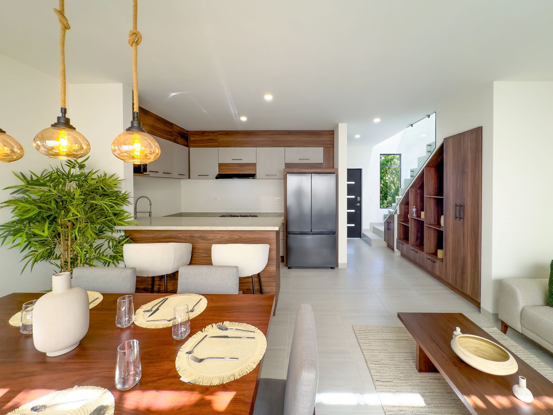 Casa modelo 3 recámaras Villa Cabo Sur – sala y comedor